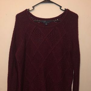 Burgundy knit long sleeve sweater